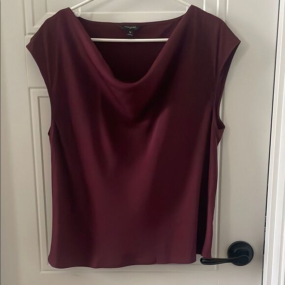 Banana Republic Factory Burgundy Women's Top - Picture 1 of 4